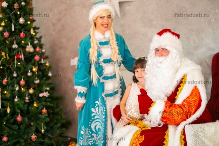 Стоимость вызова Деда Мороза в СПб